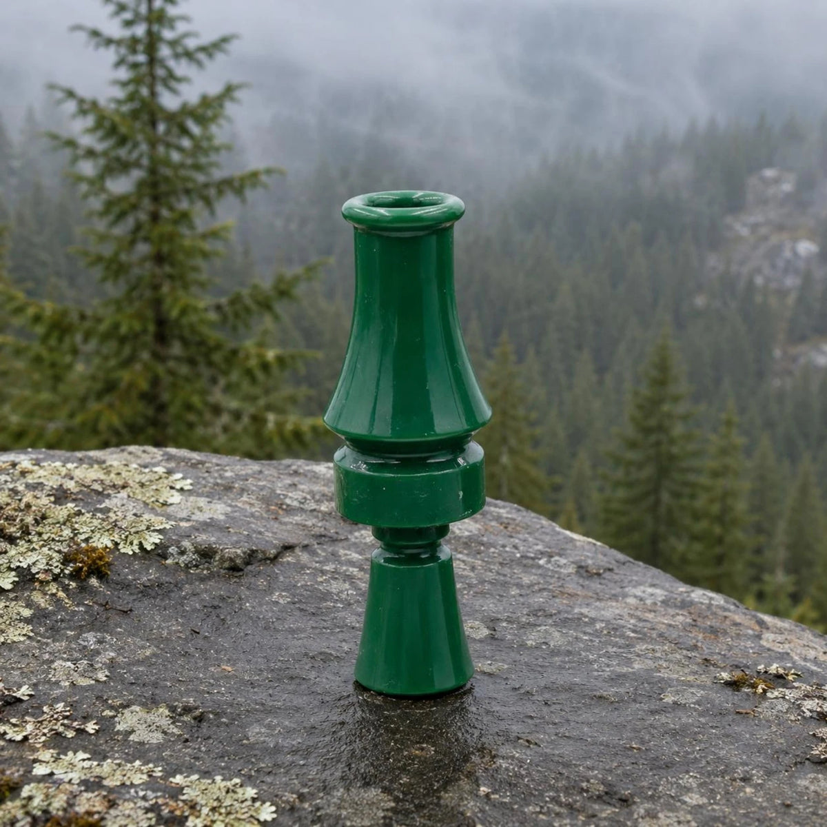 Duck Call Whistle Flared Mouthpiece Mallard Call Whistle Hunting Gear Tapered Body Green for Hunters